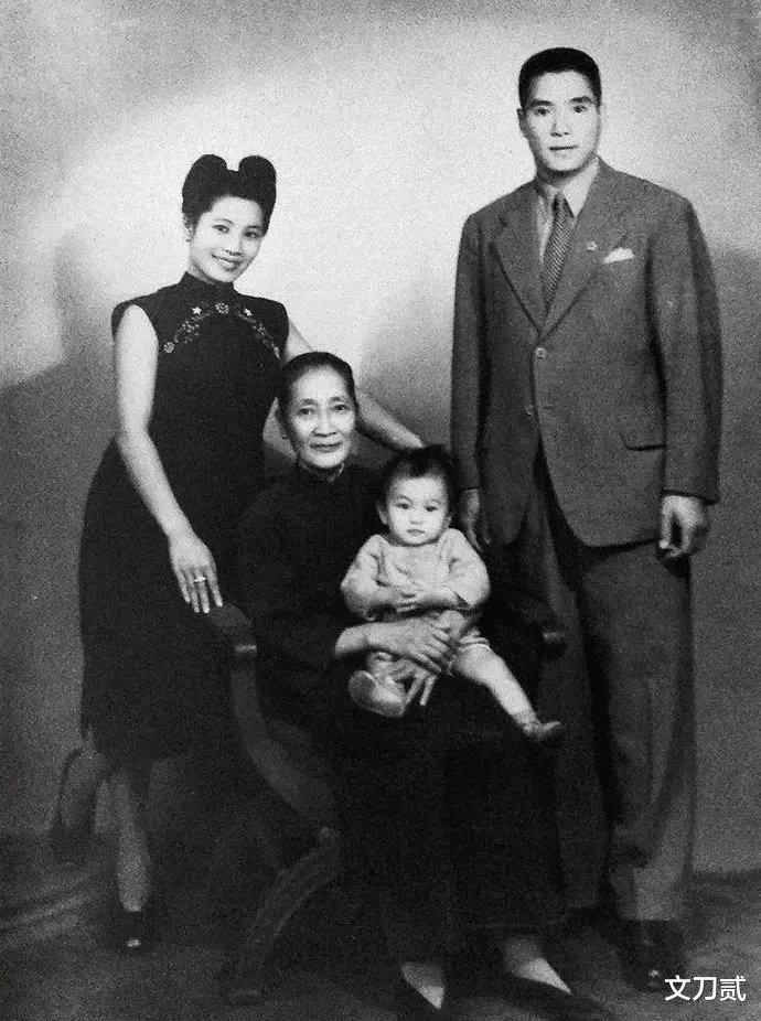 郑佩佩|当红时成龙、洪金宝做配，嫁富商怀孕8次只为生儿子，最终被抛弃