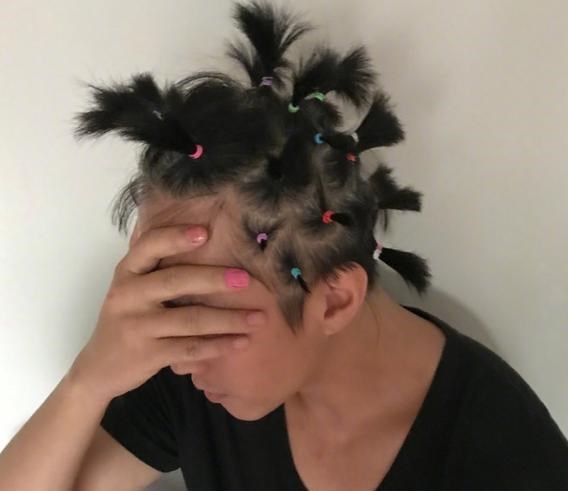 邓超|邓超晒和女儿聊天记录，引发网友共鸣，终于理解他为何退出跑男了