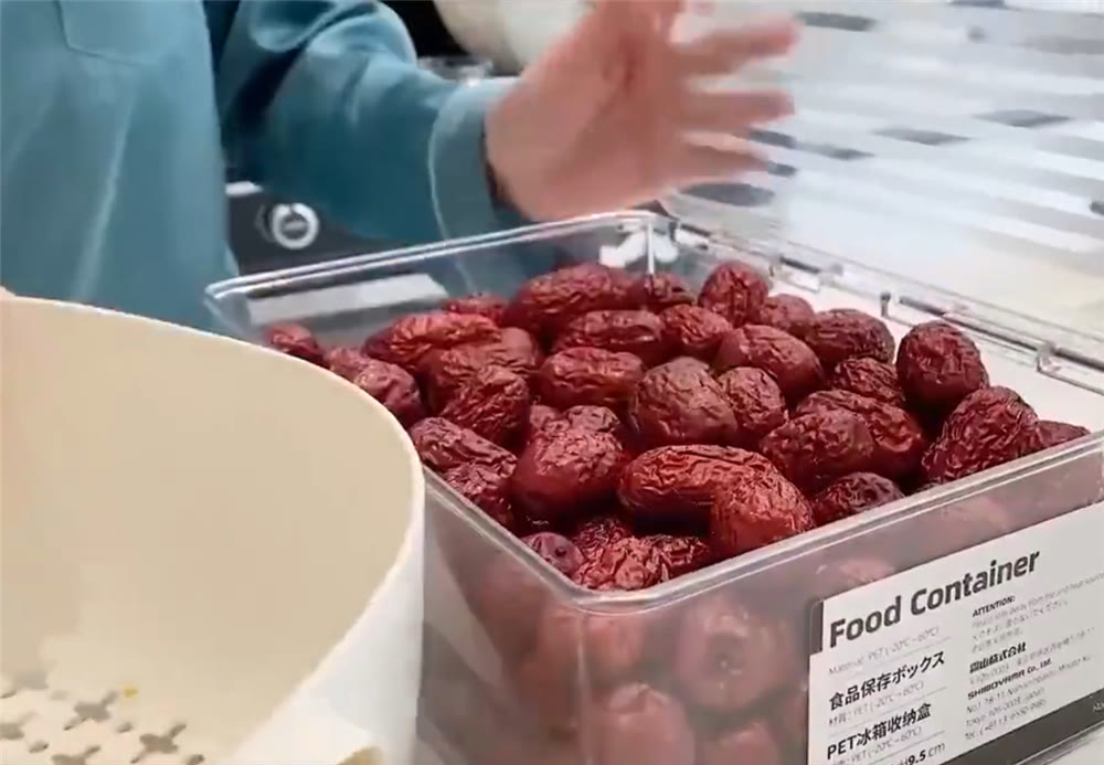 老年小妙招|“强迫症”姑娘整理冰箱，食材严格收纳归类，网友：引起舒适