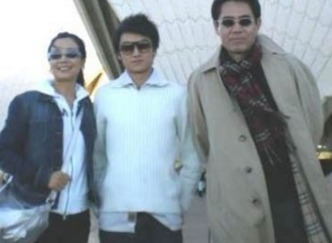 陈妍希|情史干净的7位女星，个个嫁初恋恩爱几十年，娱乐圈再浊她们独清