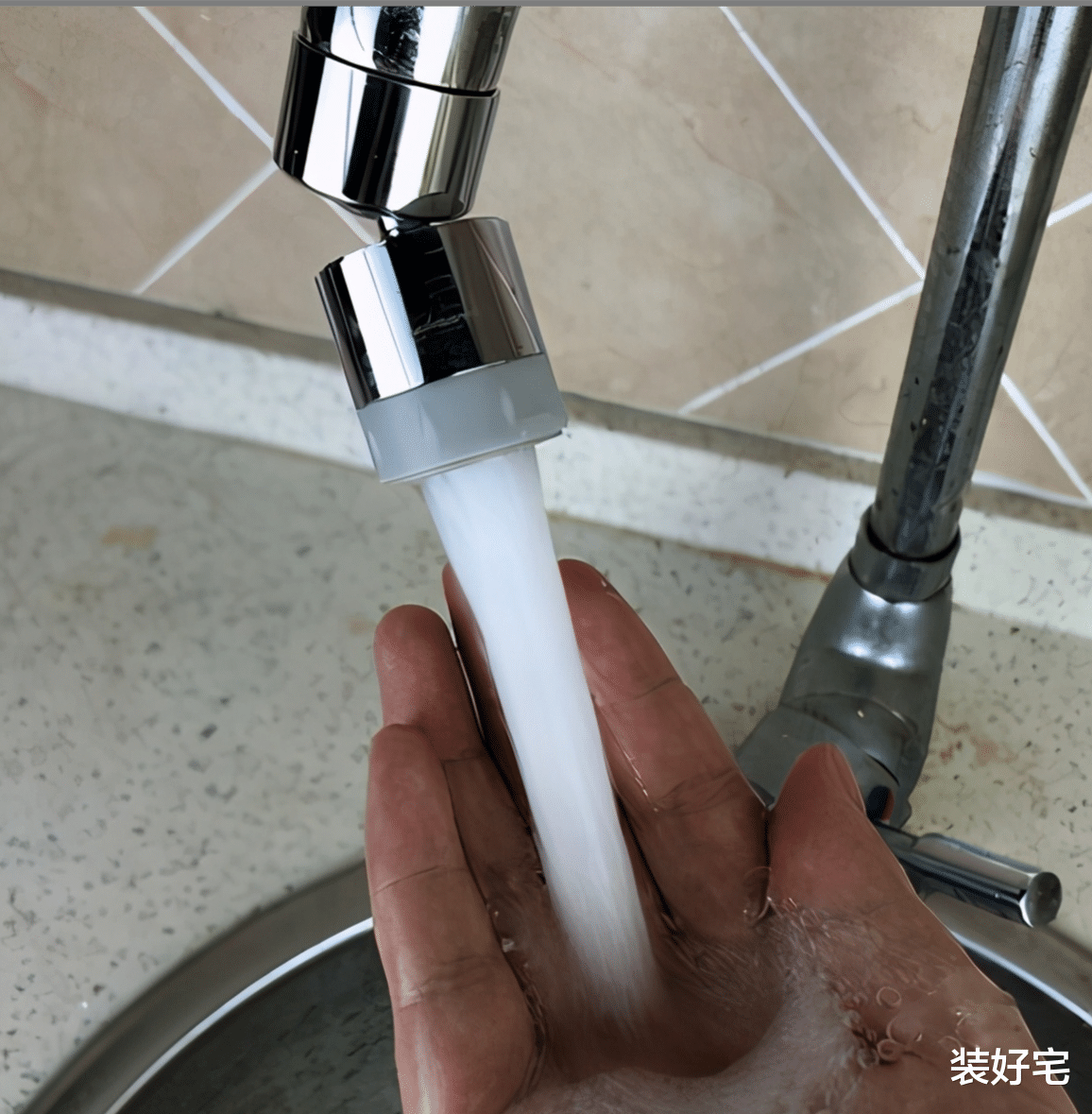 |这些家居设计看起来奇怪，安装简单又实用，你确定不装一个？