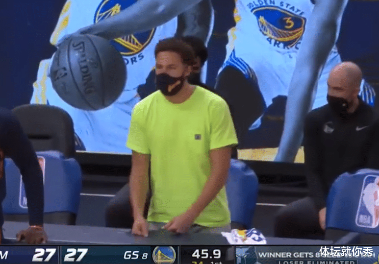 斯蒂芬·庫里|大爆冷！庫里空砍39+4+5+3，莫蘭特35分逆天改命，楊毅未卜先知