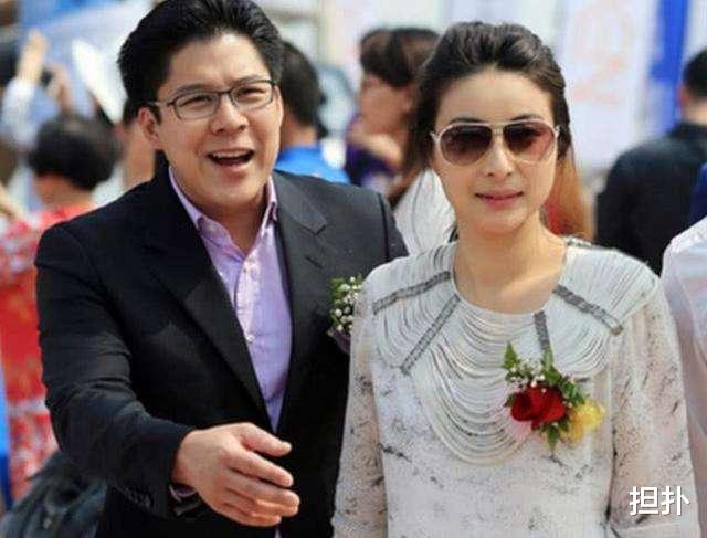 霍启刚|本可成为中国首富，却主动放弃3万亩地皮，一家人住在小破楼里面