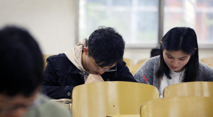 高秀花说育儿|3类大学生不适合考研,易沦为“炮灰”,不如毕业后直接找工作