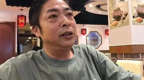 许敏|许敏丈夫较少露面，知道他的身份后，网友：他是一座山