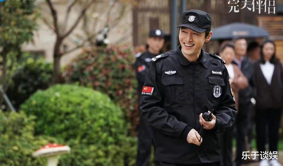 高圆圆|《完美伴侣》开播收视第一！胡歌饰演保安，高圆圆首集就被提离婚