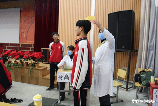 罗医生说健康|13岁男童一年长高20cm，医生：3物是“增高王”，可多给孩子吃