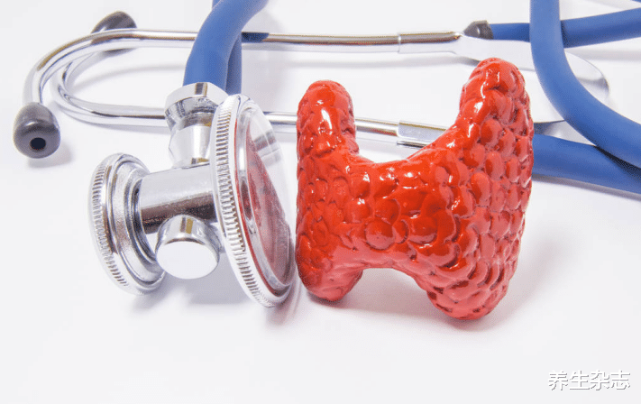 抗衰老|51岁大姐甲状腺结节恶化，医生直言：冰箱中的“结节大户”，不要贪吃了