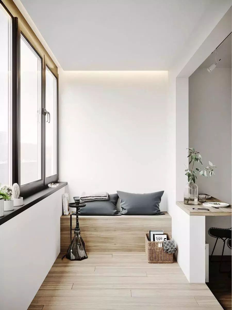 |阳台“心机设计”,往外半米多砌堵矮墙,新增5个好处也不占地方