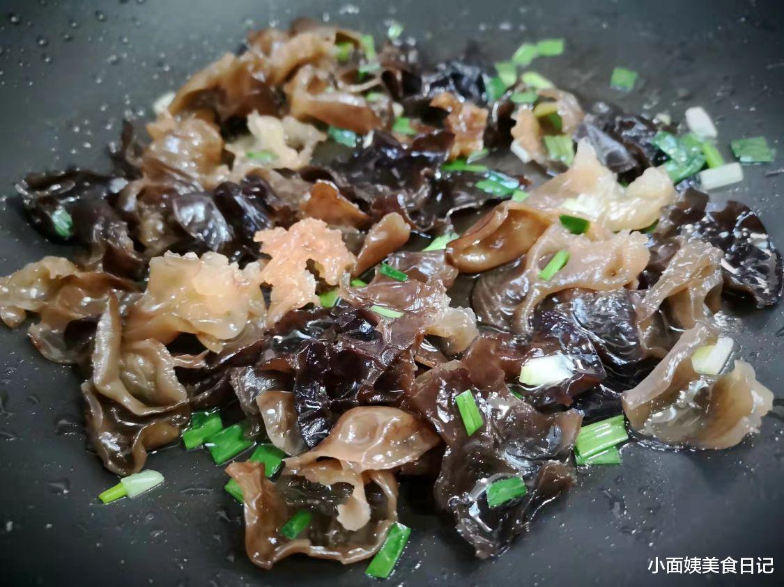木耳|冬季最该吃的不是山药，而是它，三天两头炒一盘，清热润肺真不错