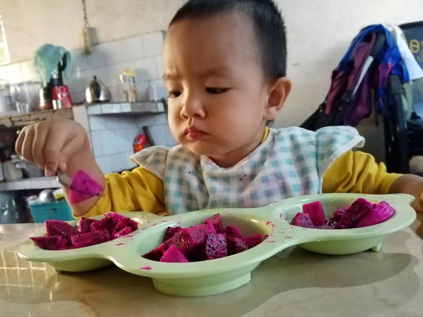 宝宝树|你还在喂饭？教你4招，让孩子爱上吃饭，超简单！