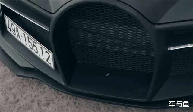 “佈加迪Chiron”風格的日產GT-R，全車啞光黑，2.7秒即可破百-圖4