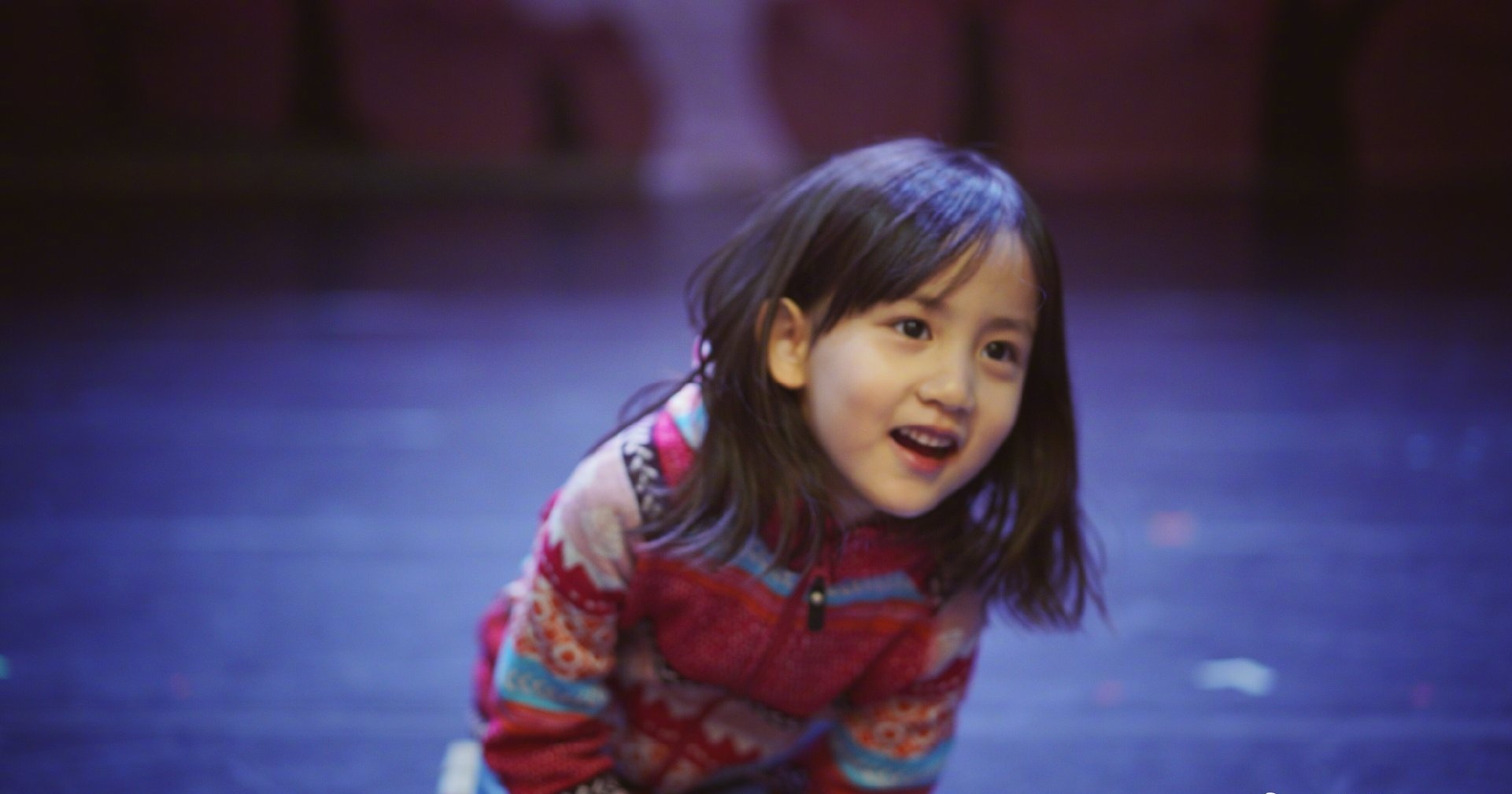 孙莉|孙莉晒小女儿和朋友的闺蜜照,妹妹人儿小小年纪,镜头感就很足