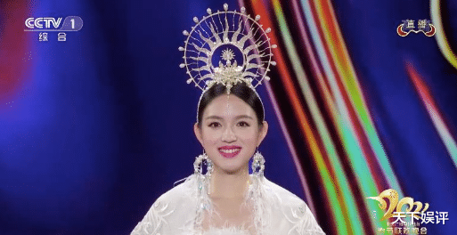 张梓琳|世界第一美女，却钟情相貌平凡的男人，她到底想要什么？