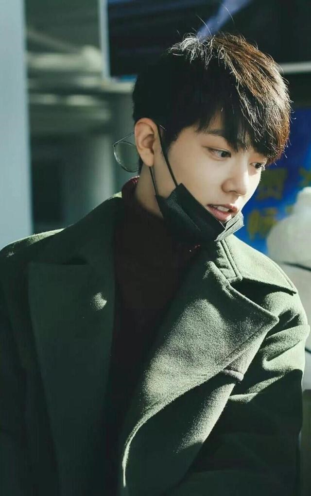 肖战|肖战VS王一博！二者究竟谁更适合代言运动品牌？他太具优势！