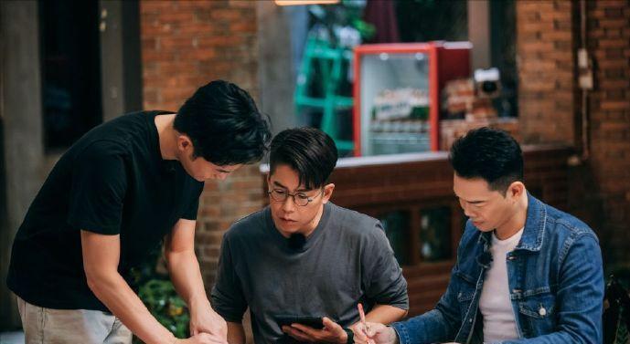 何洁|陈小春、张智霖《大湾仔的夜》为何能一夜爆红？有3个原因