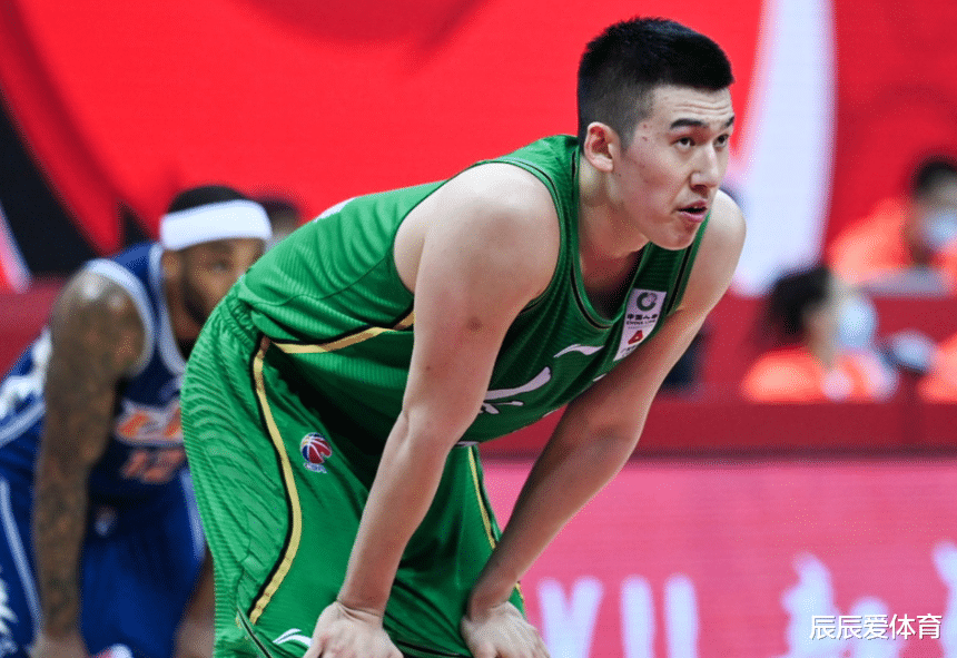 楊鳴|央視直播：CBA巔峰對決再現(xiàn)，楊鳴極有可能會選擇戰(zhàn)略性放棄