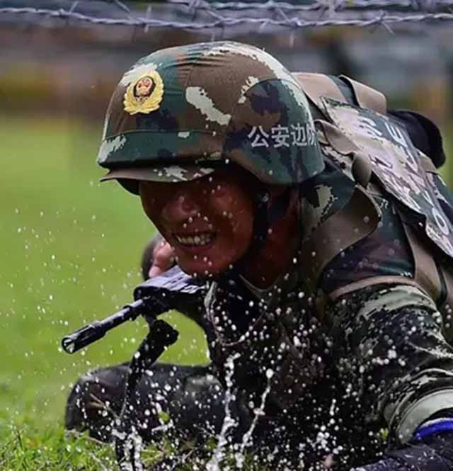 特种兵|2009年国际特种兵竞赛，张金涛率队破纪录，打败欧美13支特种部队