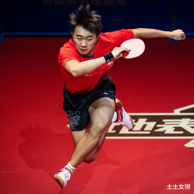 瓦格納|直板名將25歲生日！曾爆冷險(xiǎn)勝讓隊(duì)友情緒失控，位居世界直板第3