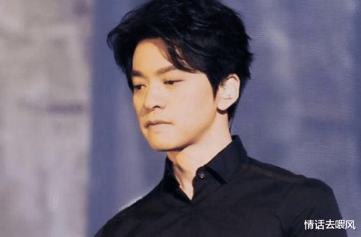 李健|清华博士孟小蓓，曾因长得太美被发掘，三次拒绝进圈却嫁李健为妻