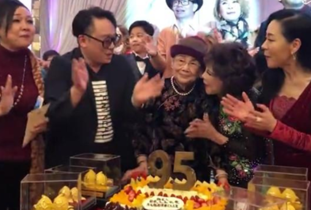 徐怀钰|被至亲害惨的女星：有人被迫献身，有人拍风月片，有人至死被吸血