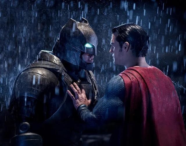 战狼2|《长津湖》全球票房位列第75名，《战狼2》是第72名