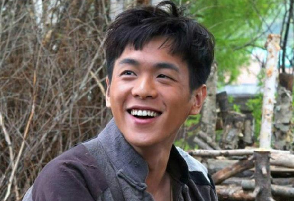 张若昀|“天下第一纨绔”张若昀与60岁老父亲之间的“父慈子孝”