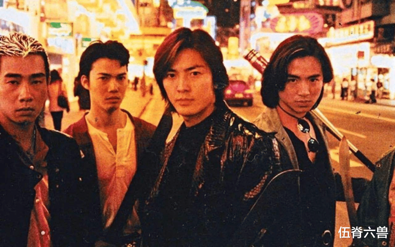 电影|《古惑仔》“肥尸”大变样，长发剪短显斯文，开店直播被指吃老本