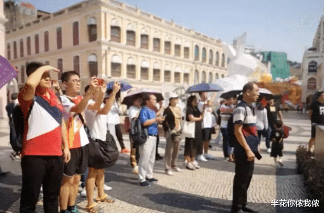 半花你侬我侬 去过澳门游玩了一趟，就发掘了3个奇怪现象！