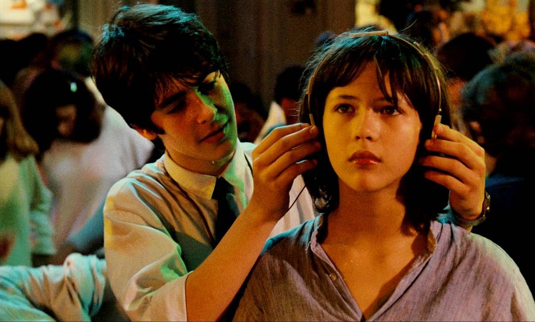 莫妮卡·贝鲁奇|苏菲玛索比她俩丑？“她有什么罪过？她唯一的罪过就是太美丽”