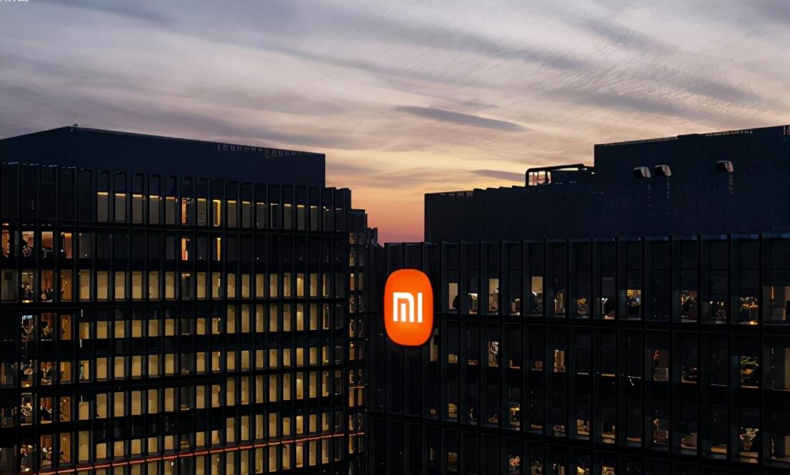 小米科技|雷军All in造车背后,小米一年没了3600亿,遭用户吐槽