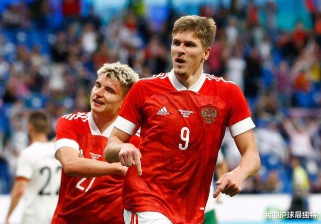 欧洲杯|84分钟点球绝杀！1-0，欧洲杯潜在黑马浮现，将死磕世界第一