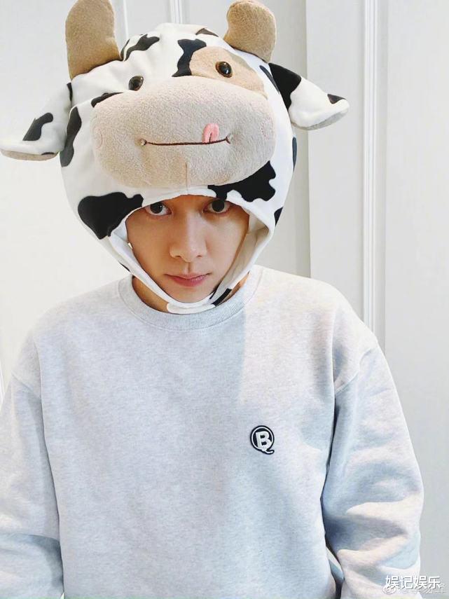 王一博|三千万恋情瓜被曝是王一博李子璇，两人疑似撒糖细节被翻出