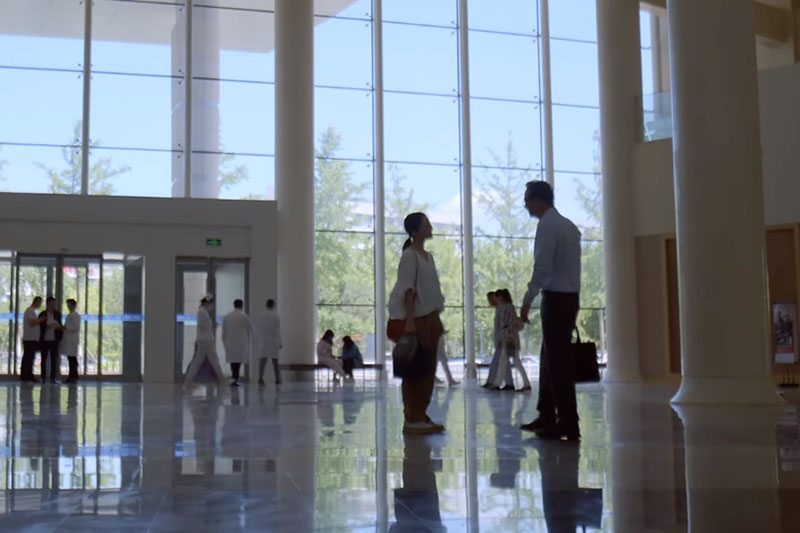 刘小敏|《小敏家》：只露过半张脸的苏老师，才是全剧最可恶的男人