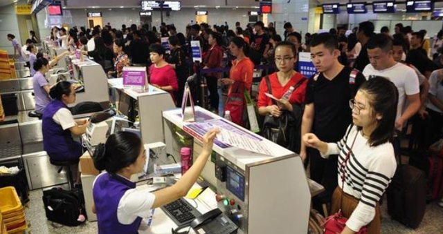 西藏 中国游客“再临”险境,这次没法忍了,国家:一切后果自己承担