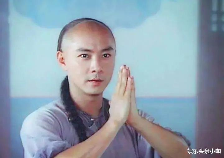 贾宝玉|领证隐婚,两次怀孕都流产了?