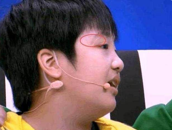 吴镇宇|节目中儿子受到了永久性伤害，他怒撕芒果TV，如今儿子成了这样