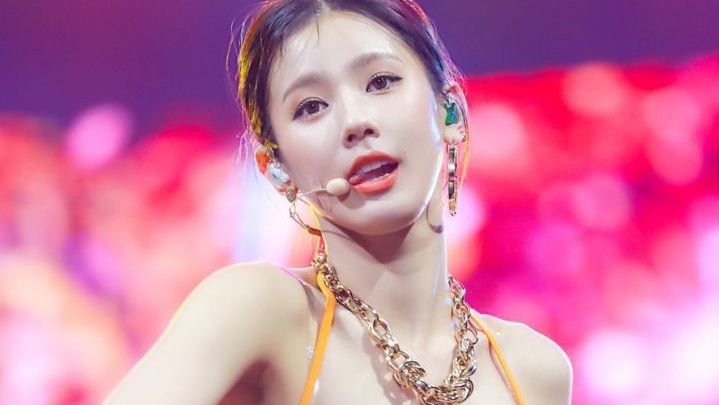 特斯拉|“五代神颜”赵美延:曾因未成年恋爱被劝退,如今是门面级的主唱