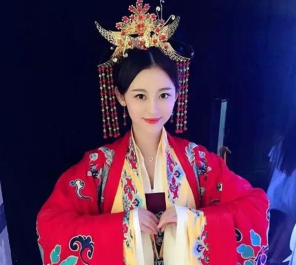 徐婷|被全家吸血多年的徐婷，26岁全身溃烂而死，网友：提款机没了