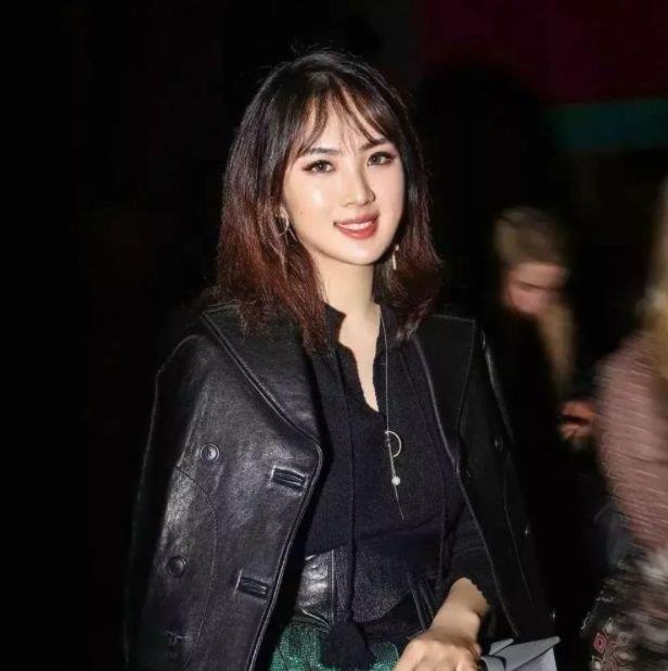 姚安娜|有消息称任正非深夜电联知名导演，姚安娜将涉足影视界？