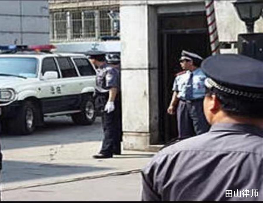 南京 南京汤山投毒案始末：男子因嫉妒下毒烧饼中致四十二人死亡