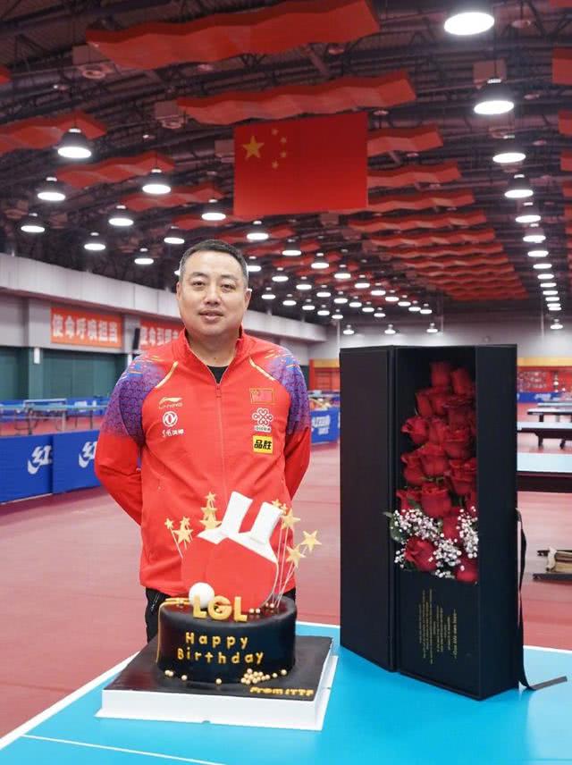 刘国梁|刘国梁收获新身份，为了国乒放弃更高职称，这才是大格局！