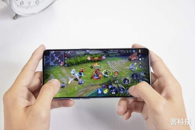 vivo|选择焦虑症的朋友看过来！一文看懂Reno7和vivo S10谁更值得选