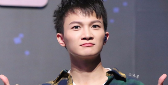 周深|周深：一个从心底散发着善良的人，一个认认真真唱歌的歌手！