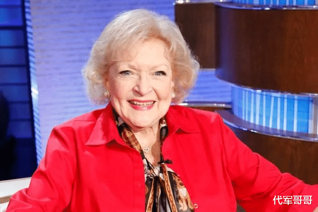 |又一位著名影星去世！曾经历三次婚姻，离100岁生日仅有17天