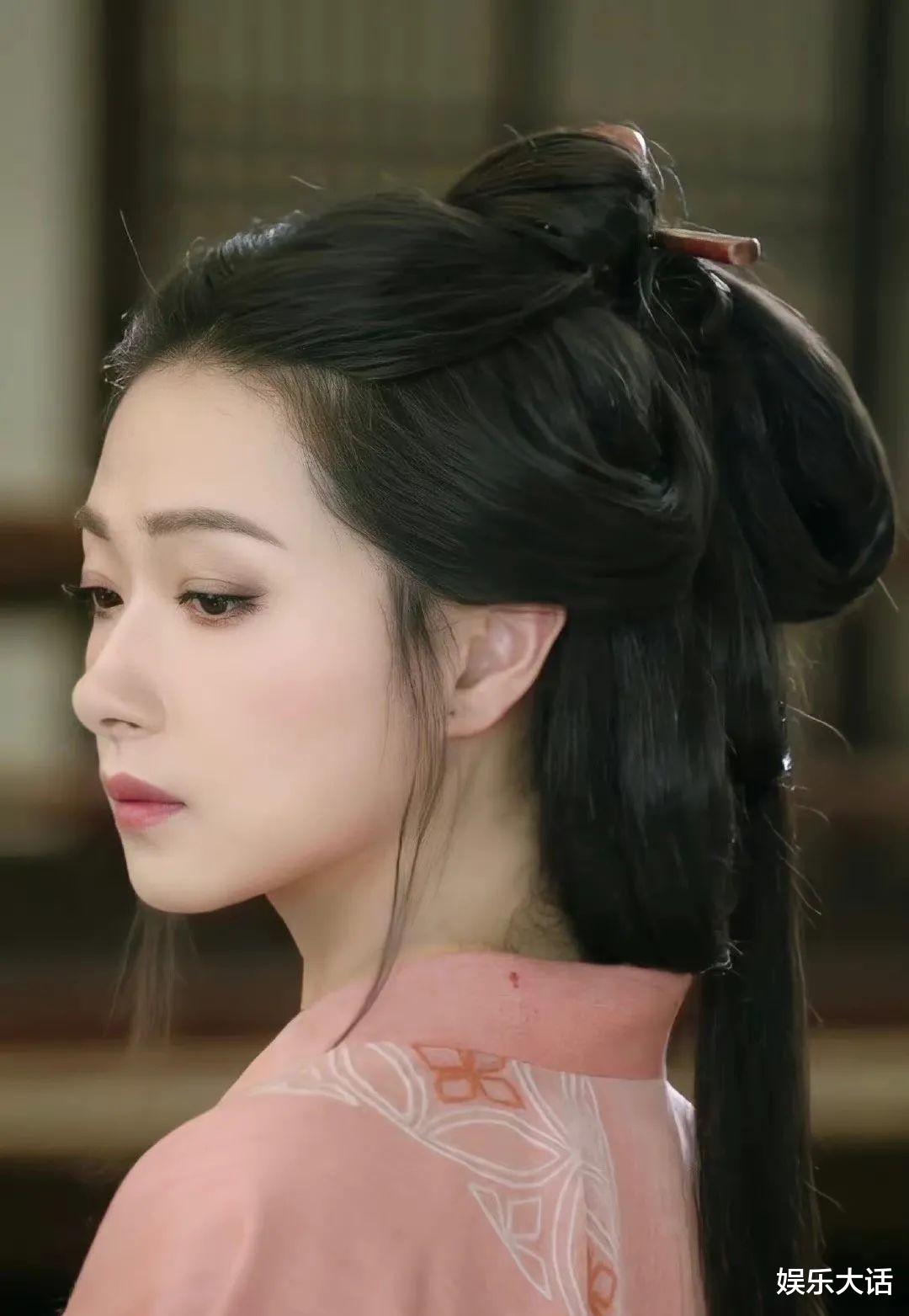 董洁|面部一枝花全靠鼻当家？这6位女星的名品美鼻，决定了颜值的高低