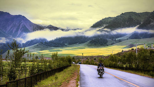 香山文艺 甘肃天水郑万明组诗:  给人间送去秋凉的消息