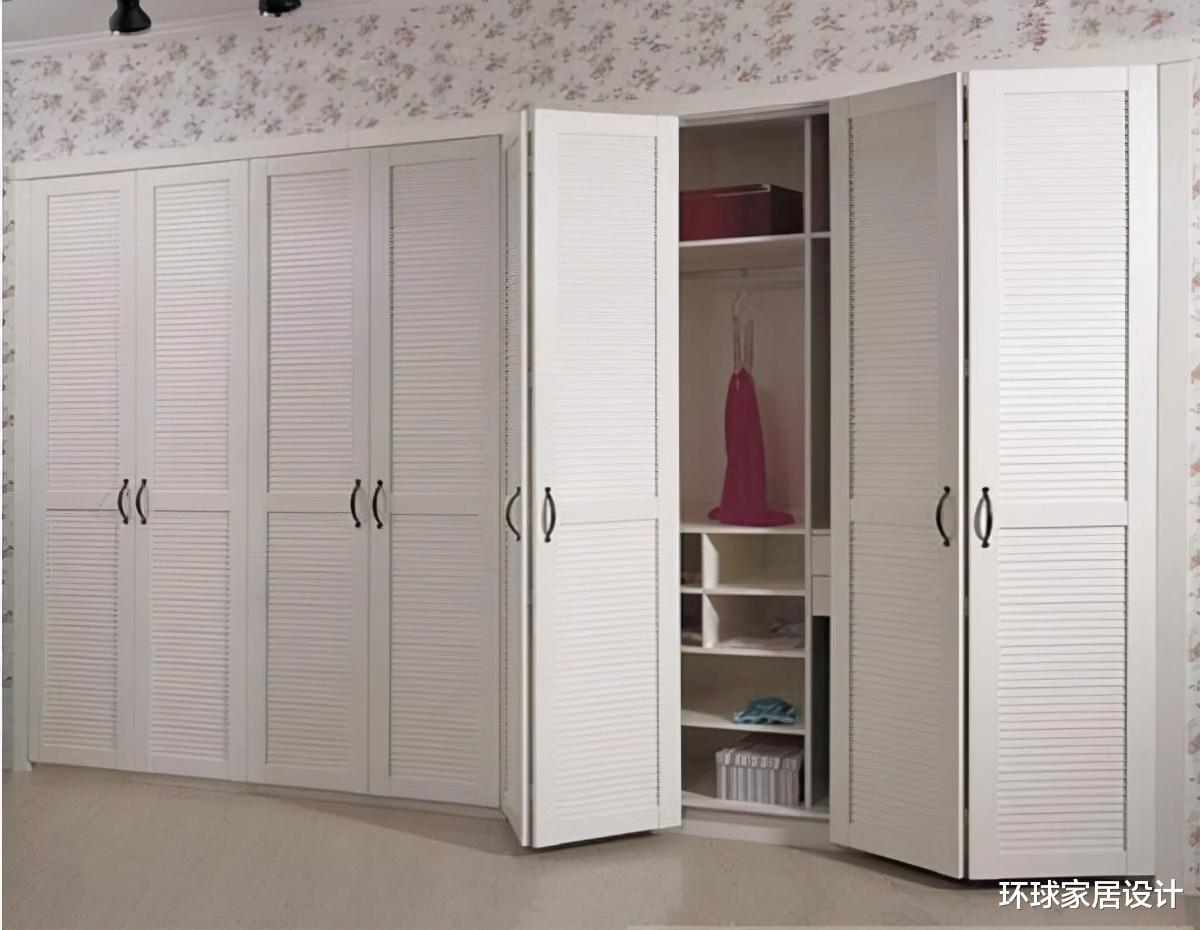 你家衣柜门还用平开门吗？早过时了，装这几种柜门，既方便又好看！