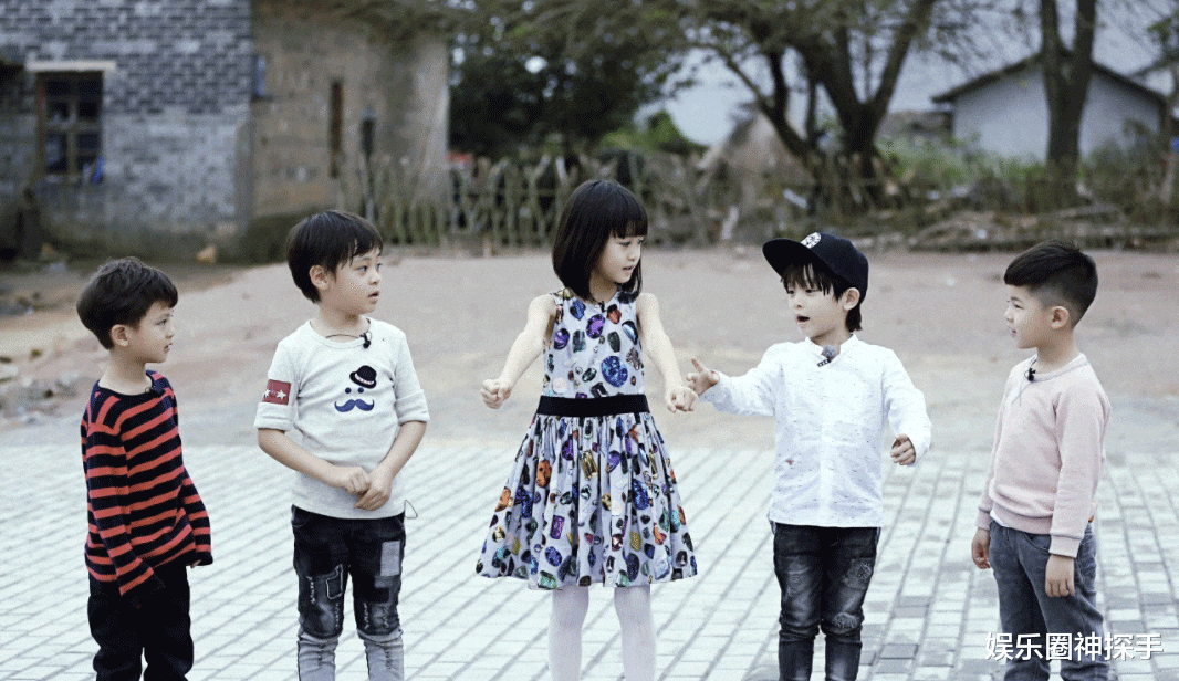 李亦航|李亦航长大了,曾上《爸爸去哪儿》,今10岁愈发帅气