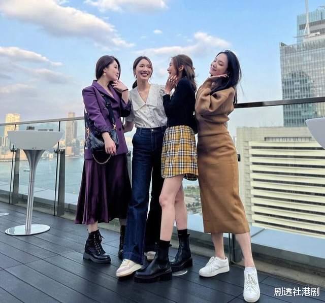 钟嘉欣|TVB“处女党”成军10年合体，有人成豪门阔太太，有人被传离婚